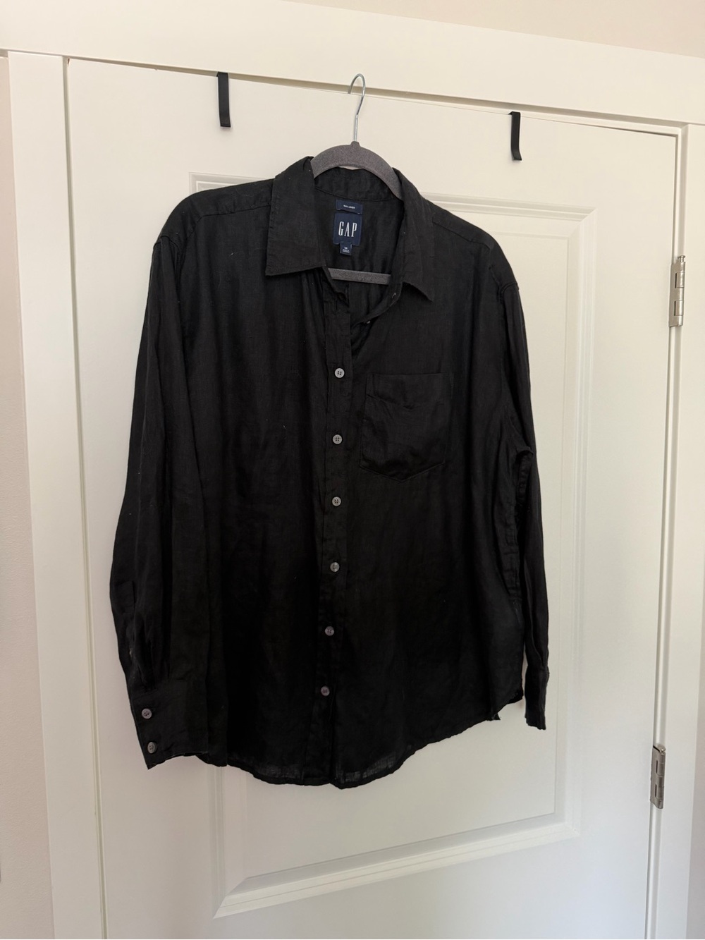 GAP Linen Black Long Sleeve Button-Down Shirt